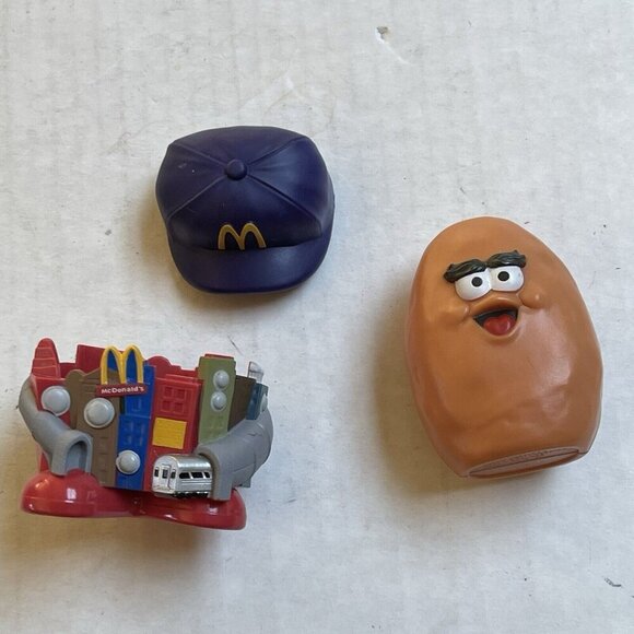 Uptown Moe 2023 Kerwin Frost McNugget Buddies Mcdonalds Adult Happy Meal Toy - Picture 6 of 8